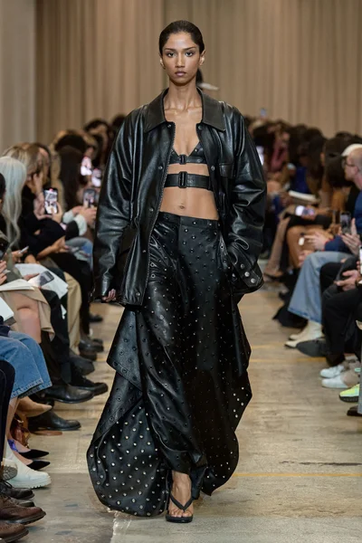 Look 45